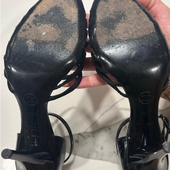 CHANEL CAP TOE CC ANKLE STRAP HEEL - Picture 8 of 9